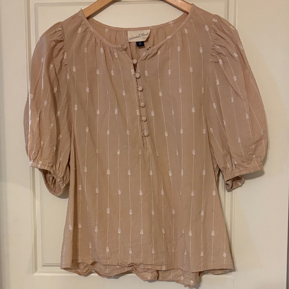 Universal Thread Beige Button-Up Blouse